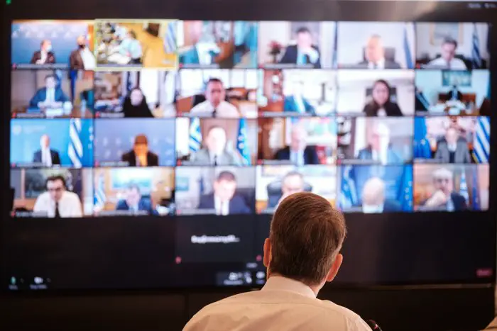 Unser Foto (© Eurokinissi) entstand während der Ministerratssitzung.