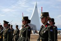 Uniformträger und Richter in Griechenland erhalten mehr Geld