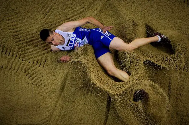 Unser Foto (© Eurokinissi) zeigt den jungen griechischen Sportler Militadis Tentoglou.