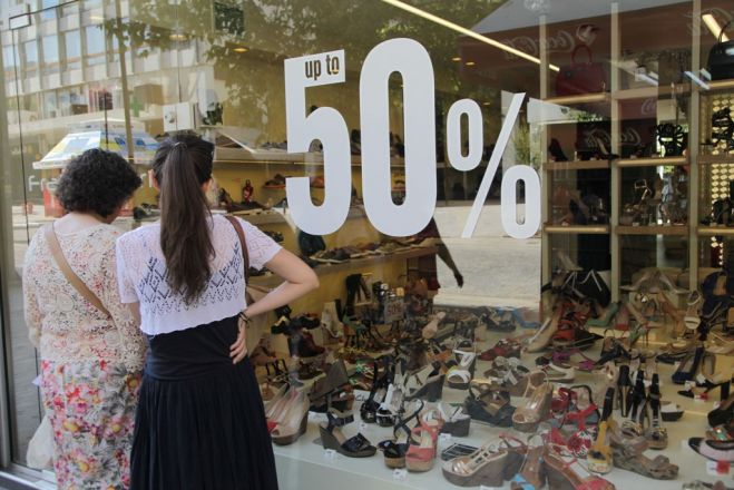 In Griechenland beginnt am Montag der Sommerschlussverkauf