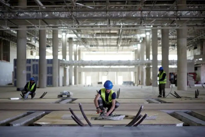 Unser Archivfoto (© Eurokinissi) entstand auf der Baustelle des neuen internationalen Flughafens bei Kastelli auf Kreta.