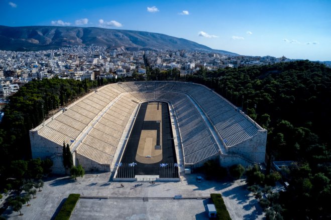 Foto (© ek): Im alten Athener Olympiastadion stellt Dior am 17. Juni seine neue Kollektion vor.