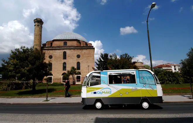 Erste Panne mit fahrerlosem Bus in Trikala