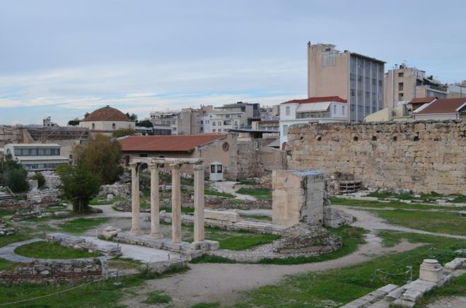 Foto © GZ/Jan Hübel/ Unser Foto zeigt die Hadrians-Bibliothek am Monastiraki-Platz in Athen