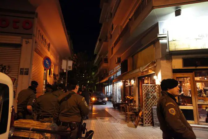 Griechische Polizei fand Waffenlager in einem Pkw in Athen