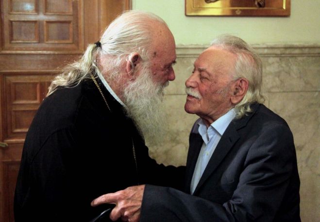 Linkspolitiker Glezos bittet Erzbischof um kirchliche Bestattung