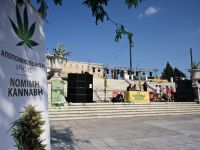 Unser Archivfoto (© Eurokinissi) entstand während einer Demonstration zur Legalisierung von Cannabis in Griechenland.