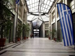 Lange blieben viele Geschäfte in der Stoa leer (Foto: ek/Archiv)