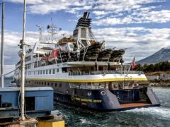 Das erste Kreuzfahrtschiff 