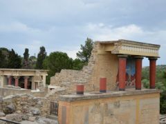 Foto (© Griechenland Zeitung / Jan Hübel): Das antike Knossos auf Kreta.