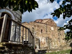 Unser Archivfoto (© Eurokinissi) zeigt eine byzantinische Kirche in Arta