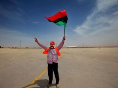 Unser Archivfoto (© Eurokinissi) entstand auf einem Flughafen in Libyen.