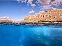 Unser Archivfoto (© Eurokinissi) entstand in der Meeresregion zwischen Karpathos und Kassos.