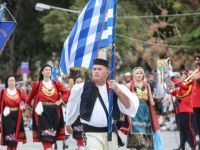 Unser Archivfoto (© Eurokinissi) entstand am 25. März während der Parade zum griechischen Nationalfeiertag in Heraklion auf Kreta.