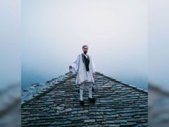 Foto (© https://apw.gr)
