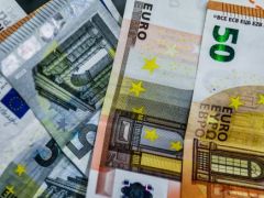 Bargeld ist in Griechenland weiterhin weit verbreitet.