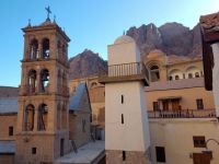 Unsere Archivfotos (© Eurokinissi) zeigen das Katharinenkloster im ägyptischen Sinai.