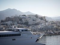 Unser Archivfoto (© Eurokinissi) zeigt den Hafen von Naxos.