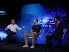 Unser Archivfoto (© Eurokinissi) entstand während der Veranstaltung „Greece in Orbit“ in Athen.