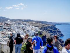 Unser Archivfoto (© Eurokinissi) entstand auf der Insel Santorini.
