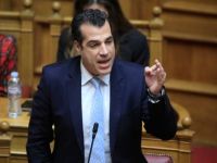 Unser Foto (© Eurokinissi) zeigt den griechischen Migrationsminister Thanos Plevros.