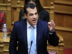 Unser Foto (© Eurokinissi) zeigt den griechischen Migrationsminister Thanos Plevros.