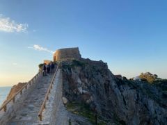 Die mittelalterliche Burg aus dem 14. Jahrhundert (Foto: yppo)