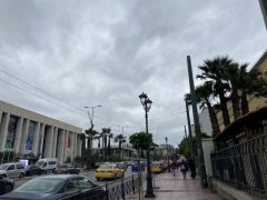 Wolken ziehen über Athen (Griechenland Zeitung / Gina Seidensticker).