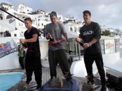 Unser Beispielfoto (© Eurokinissi) entstand auf Santorini.