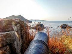 Unser Beispielfoto (© Eurokinissi) entstand im Epirus mit Sicht auf das Ionische Meer.
