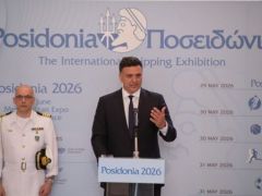 Unser Foto (© Posidonia Press Office) zeigt Vasilis Kikilias, den Minister of Maritime Affairs & Insular Policy.