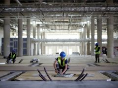 Unser Archivfoto (© Eurokinissi) entstand auf der Baustelle des neuen internationalen Flughafens bei Kastelli auf Kreta.