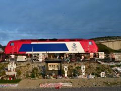 Unser Archivfoto (© Eurokinissi) entstand am Unfallort bei Tempi.